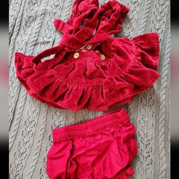 Well dressed wolf red velvet naomi outfit set smocked vintage Like 3-6 Valentine - Picture 3 of 5